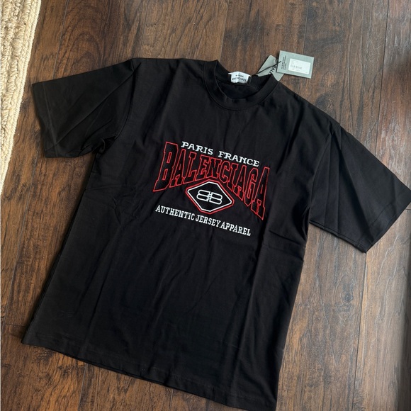 Balenciaga Black and Red Graphic Tee - Picture 1 of 2